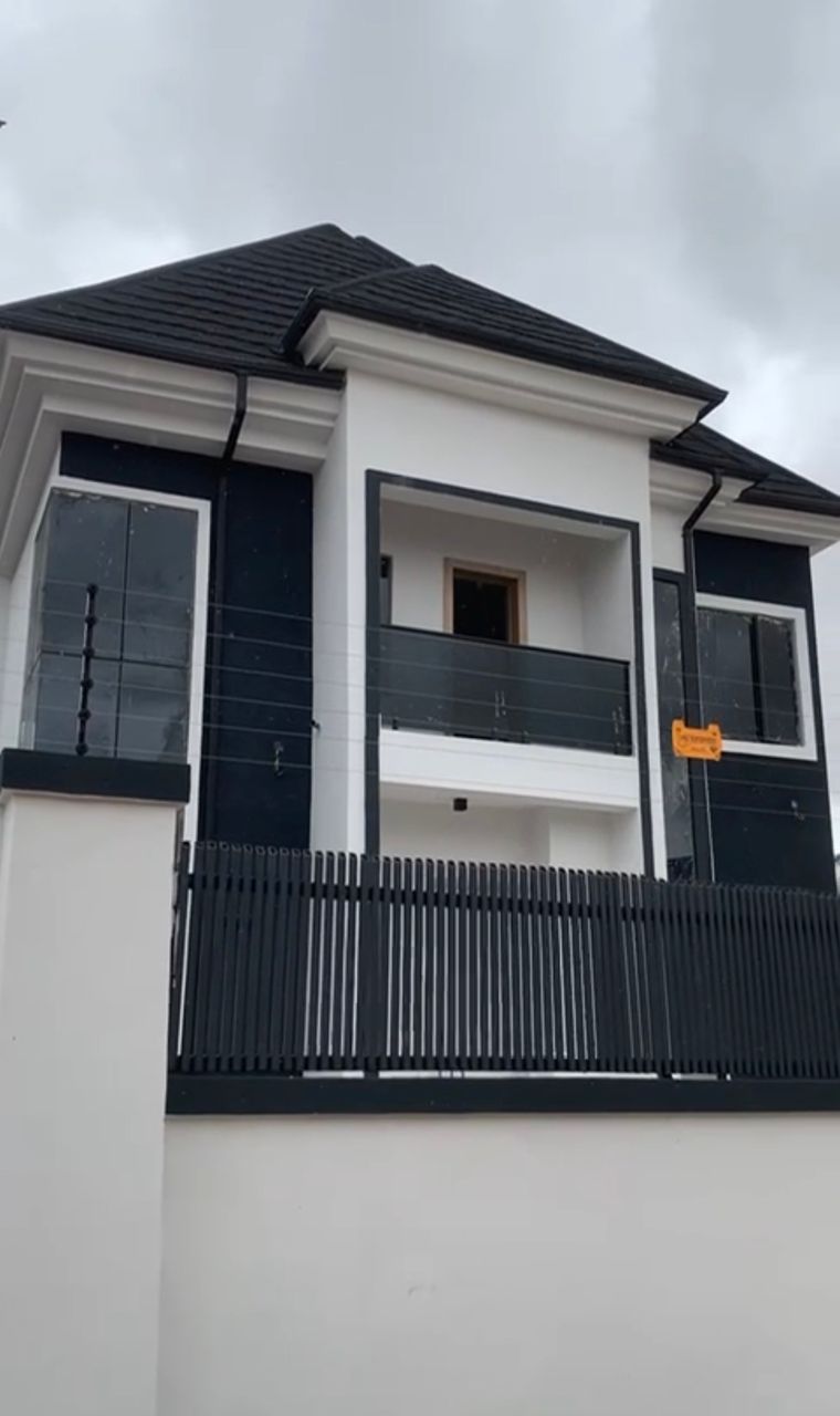 4-Bedroom Duplex with a BQ